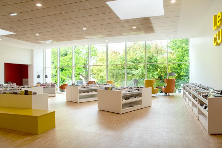 Biofil biblioteksdesign (Pierre Moinot à Niort, Frankrike).